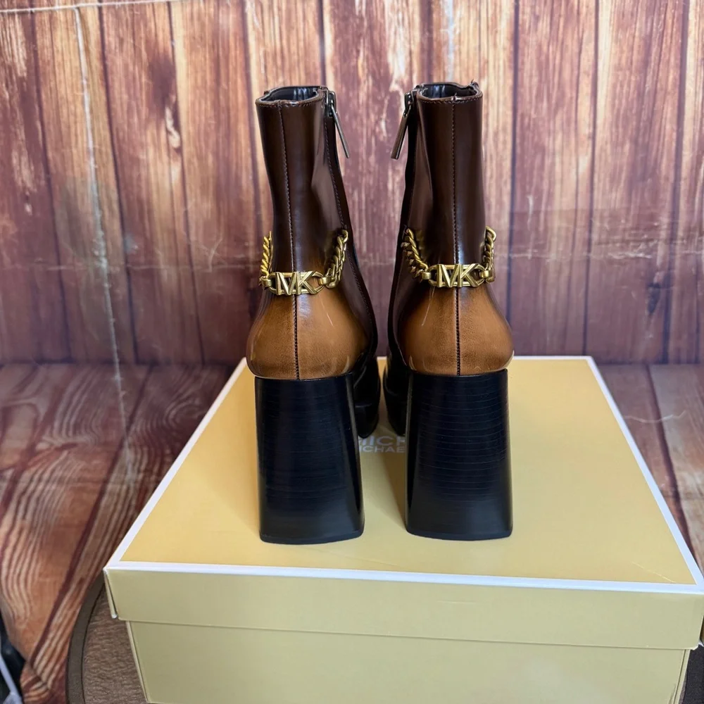 Michael Kors Carlisle Women’s Leather Chain Ankle Boots Platform Chunky Heel 8.5 - Picture 6 of 14